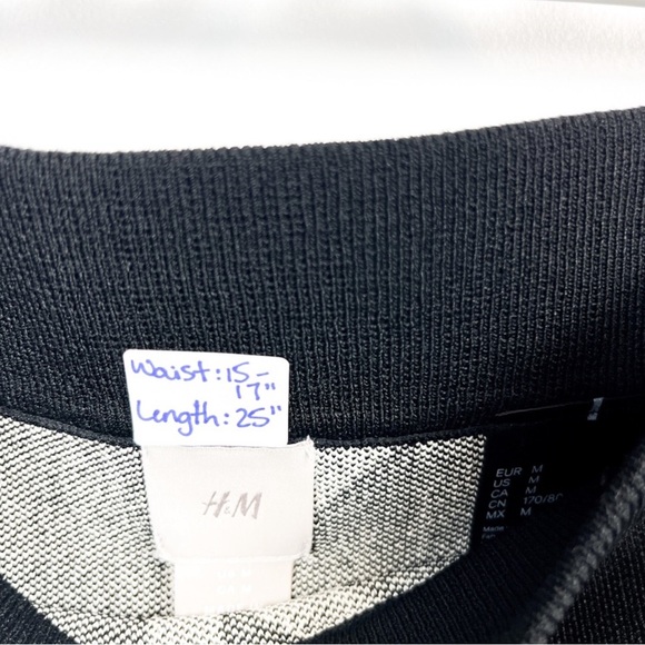 H&M Black Midlength Pencil Skirt - Picture 2 of 3